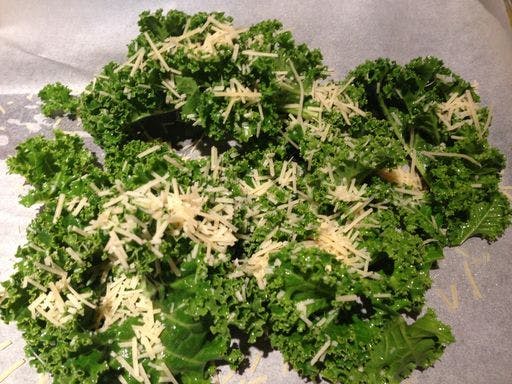 Kale & Parmesan Chips