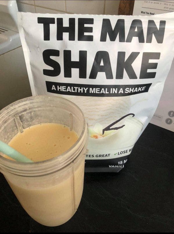 Lloyd's 'Pina Colada' Man Shake